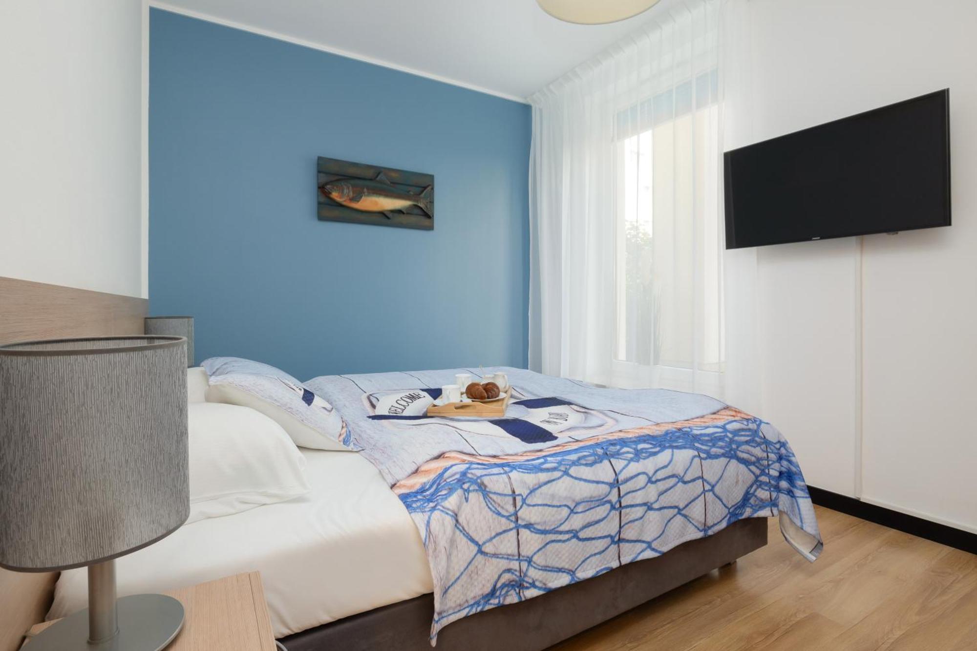 Aquamarina Apartment With Terrace - Close To The Beach - By Renters Мендзиздроє Екстер'єр фото